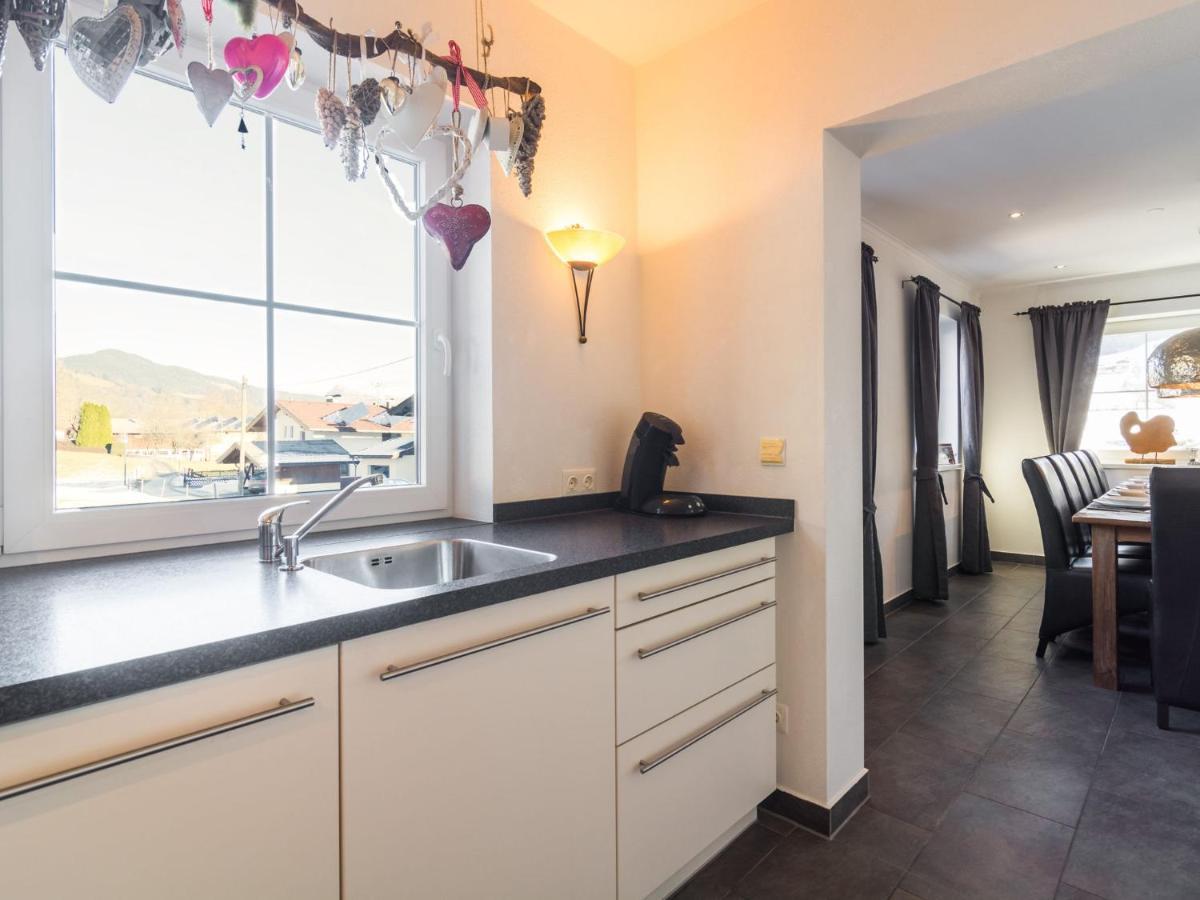 Luxurious Holiday Home With Terrace In Tyrol Brixen im Thale Luaran gambar
