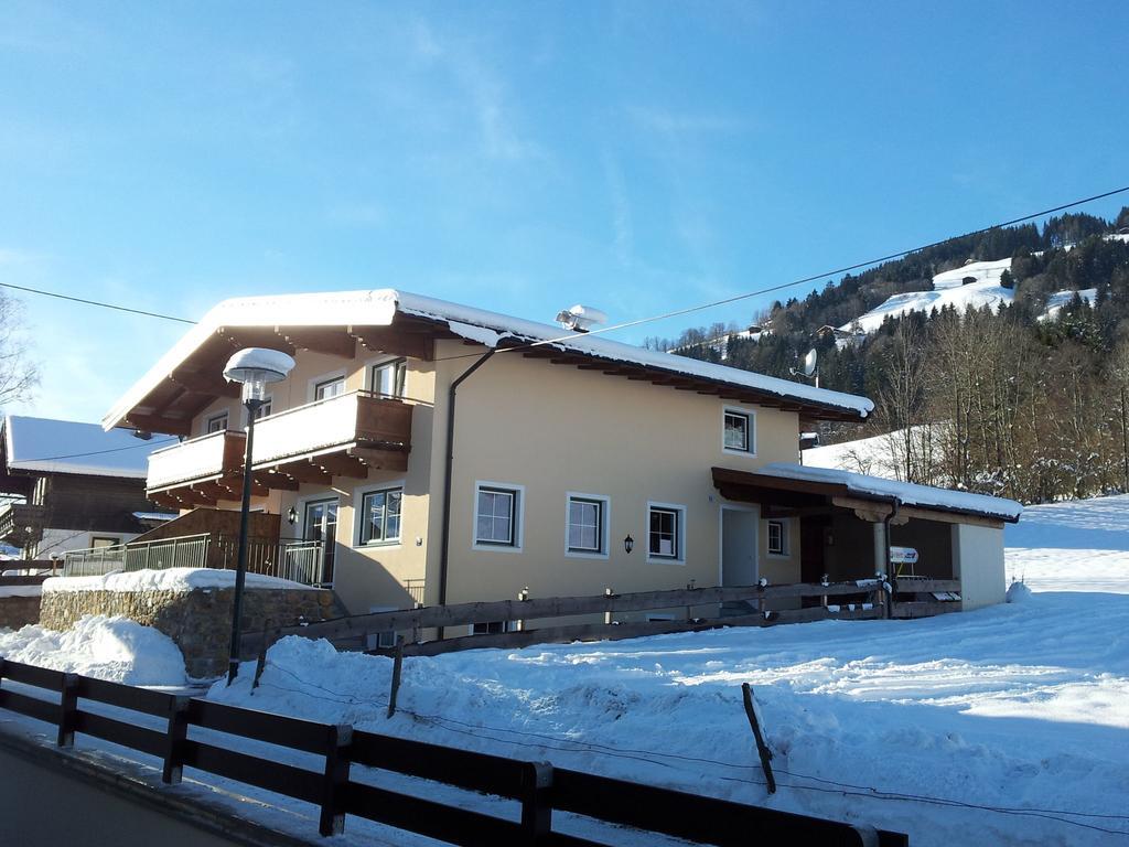 Luxurious Holiday Home With Terrace In Tyrol Brixen im Thale Luaran gambar